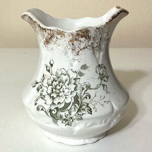Vintage Warwick Fine  China Vase Green Floral Gold